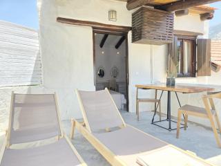 Monastery Estate Guesthouse - 8