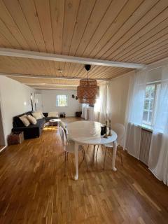 Charming House With Beautiful Views - Gedser - 8