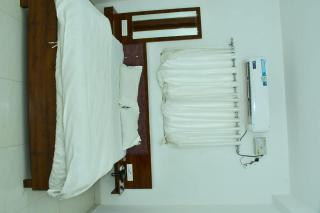 Hotel Hari Radhe - 3