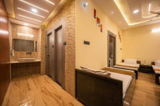Cozy Home Stay - Varanasi - 9