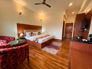 The Kempty Emerald - A Wellness Boutique Hotel, Mussoorie - Masuri - 4