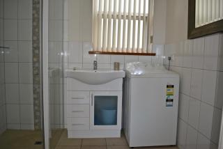 Longbeach Apartments - 4