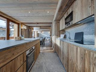 Appartement 4 chambres à Tignes le Lac, proche des pistes, cheminée, parking couvert - FR-1-641-20 - 1