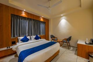 Hotel Shree Radhe - Dwarka - 0