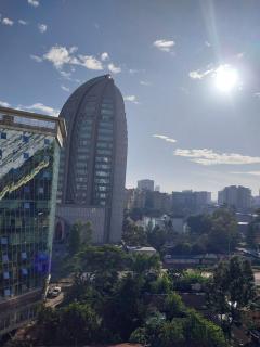 Modern 1 bedroom in the middle of Kilimani - Nairobi - 2