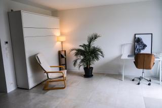 Neue moderne Wohnung,74qm,Balkon,Kingsize Boxspringbett - 3