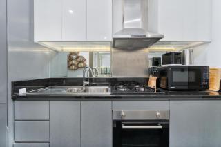 White Sage - Premium Furnished Studio With Large Balcony - Dubai - 8