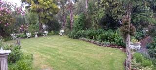 1-On-Scott Garden Suites - 4