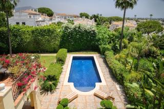 Luxury stay at Villa Maria in El Paraiso Spain - 8