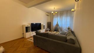 120sqm Downtown Victorian Apartment by CHR Luxury Property - 1