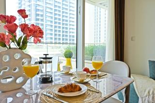 Prime 1BR Stay in Beach Front - 2