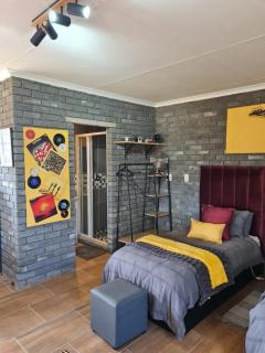Meadow View Retro Accommodation - Wakkerstroom - 7