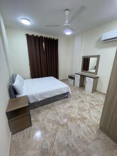 Golden Seasons Furnished Apartment 7 - Salala - 6