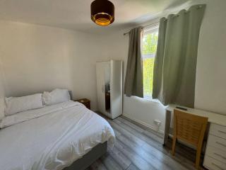 Omnecare House - 6