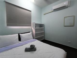 Khatrina 3BR Alanis Residence - Sepang - 2
