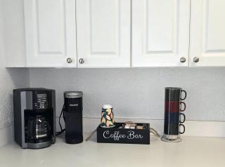 Beautiful Condo Close to Busch Gardens - 4