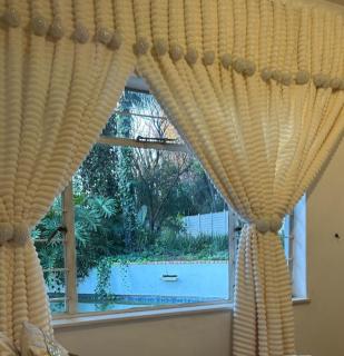 Shalom Shalom - Stylish New Stay in the Heart of Fourways - 4