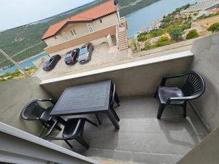 Studio Apartment - 8