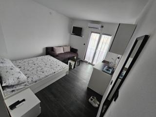 Studio Apartment - 7