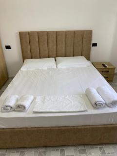 Mehmetaj’s Guest House - Durrës - 8