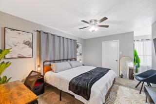 4BR Family Home 3mi to IAH 21mi to Houston - 3