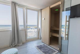 Three Room - 4