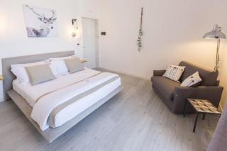 Three Room - 1