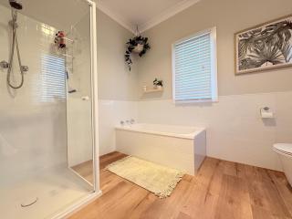 Cosy Country Cottage with AirCon - 5