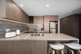 Starview Suite - Private Oceanview 2 Bedroom Apartment on the Star Residence Broadbeach, Free Carpark Included with your stay! - 2