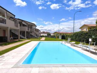 SG Family - Pastello Garda Apartment B1 - Pool & Center - 0
