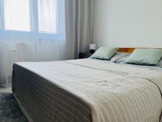 Sunny Heartbeat Getaway to Trnava - Trnava - 7