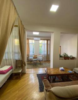 Cozy Apartment City Center - Jerewan - 6