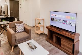 Stylish 2BR Apartment Balcony View - Lima - 2