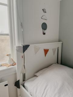 Cozy wooden house with wood stove in Småland - 4