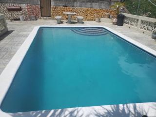Bayview Luxury Retreat - 6