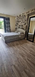 Mountain Swiss Inn - 0