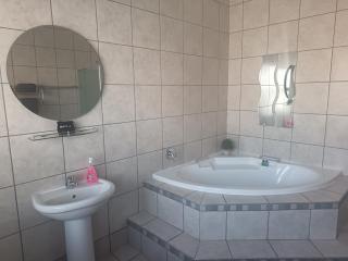 Andante Guesthouse Klerksdorp - Klerksdorp - 7
