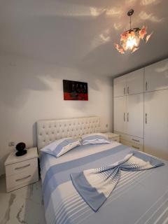 JEA House - 8