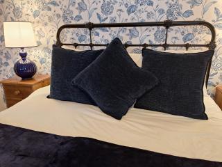 Fryers Cottage 3 Bedroom Sleeps 6 Cottage - 4