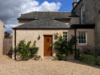 Quaint self contained cottage near Edinburgh. - Loanhead - 0