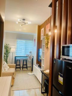 2BR Staycation & Celebration Oasis in Quezon City - Manila - 8