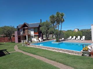 Cabañas para 6 Personas Potrero Funes Ayres Lago - 9