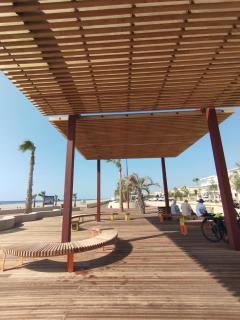 Appartement refait à neuf, climatisé, en rez-de-jardin, à 30 secondes de la plage - Narbonne - 3