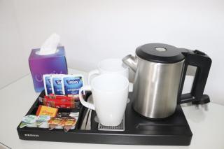 White Cozy Roomzzz - 5