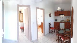 Katerinas Private Apartments - Kalamaki - 3