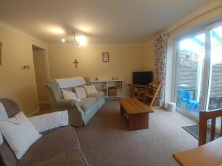 Private 2F Room - Shared Use of House - 3