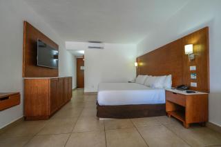 Cozumel Hotel & Resort TM by Wyndham All Inclusive - 8