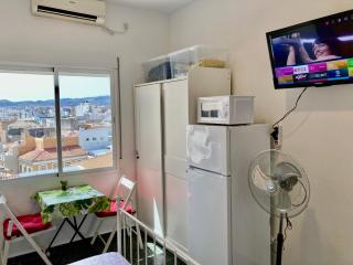 Good Energies Room in Málaga Center with Private Bathroom - Málaga - 5