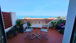 A due passi dal mare - 8