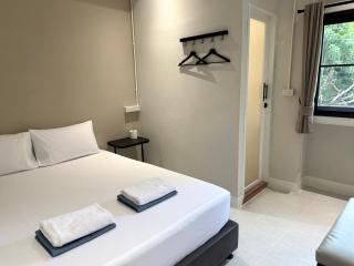 My House Guesthouse & Restaurant - Bangkok - 3